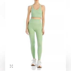 Spiritual Gangster sculpt Ribbed Leggings